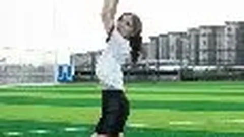 激情冲顶！重庆铜梁龙2-0击败嘉定汇龙，四年磨一剑重回中超之巅